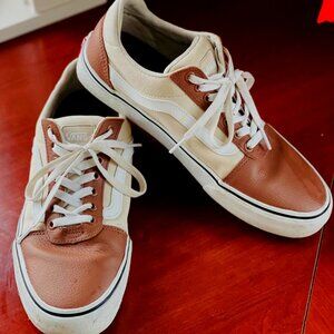 VANS Classic Sneakers**sz 9.5**shoes men